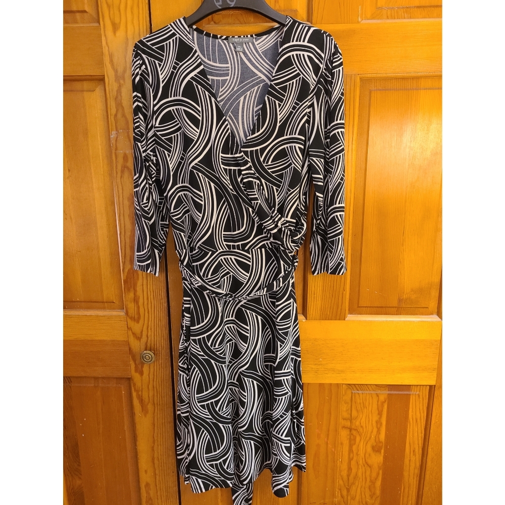 Apt. 9 dress